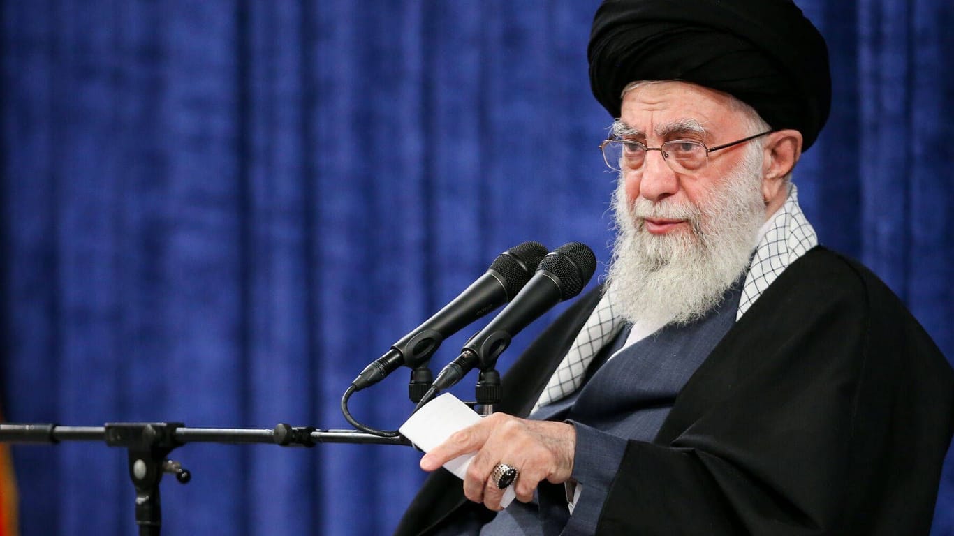 Irans Diktator Chamenei führt ein angeschlagenes Regime.