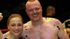 Regina Halmich und Stefan Raab: Die Boxerin und der Moderator standen schon zwei Mal gemeinsam im Ring.