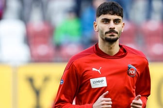 Eren Dinkçi: Er spielt ab Sommer beim SC Freiburg.