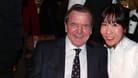 Gerhard Schröder und Soyeon Schröder-Kim: Sie lernten sich über die Arbeit kennen.