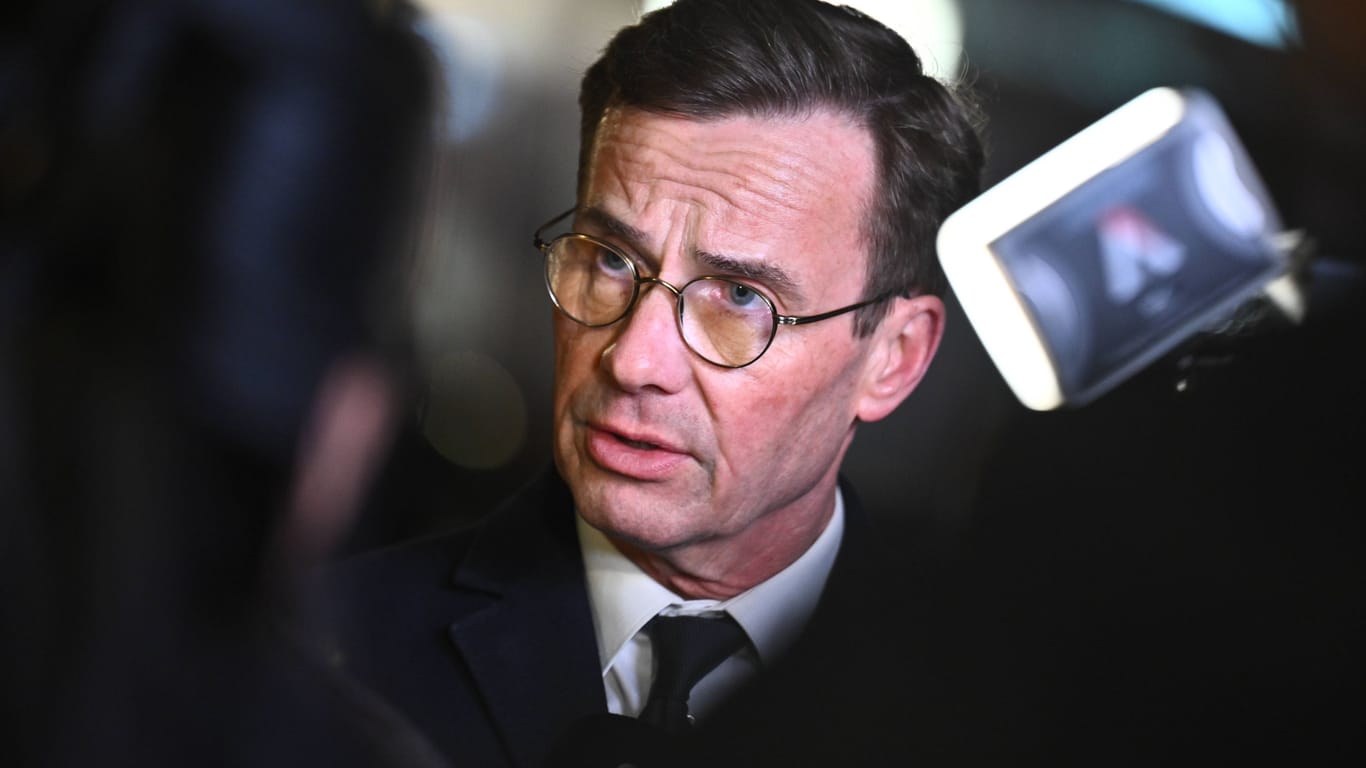 Schwedens Regierungschef Ulf Kristersson verspricht ein Durchgreifen gegen kriminelle Banden.