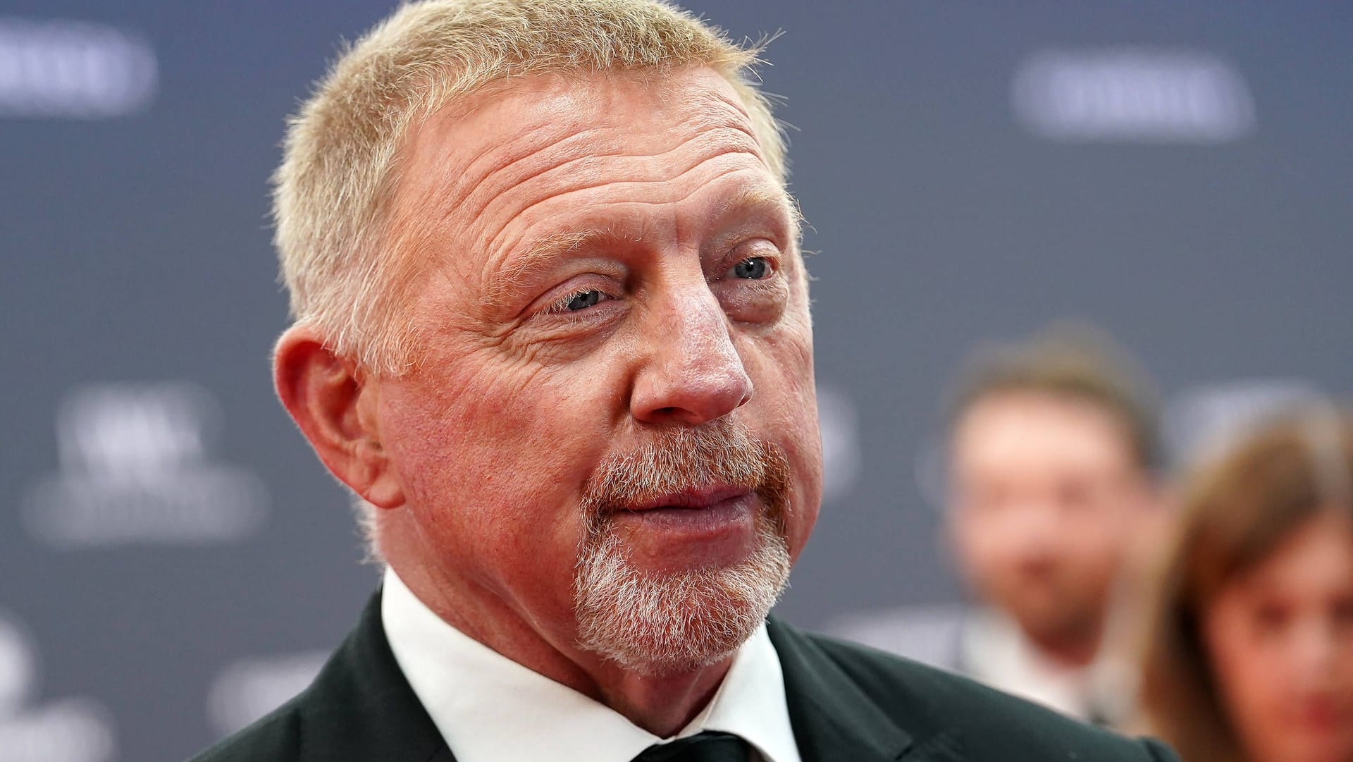 Boris Becker: Der Tennisstar ist wieder schuldenfrei.