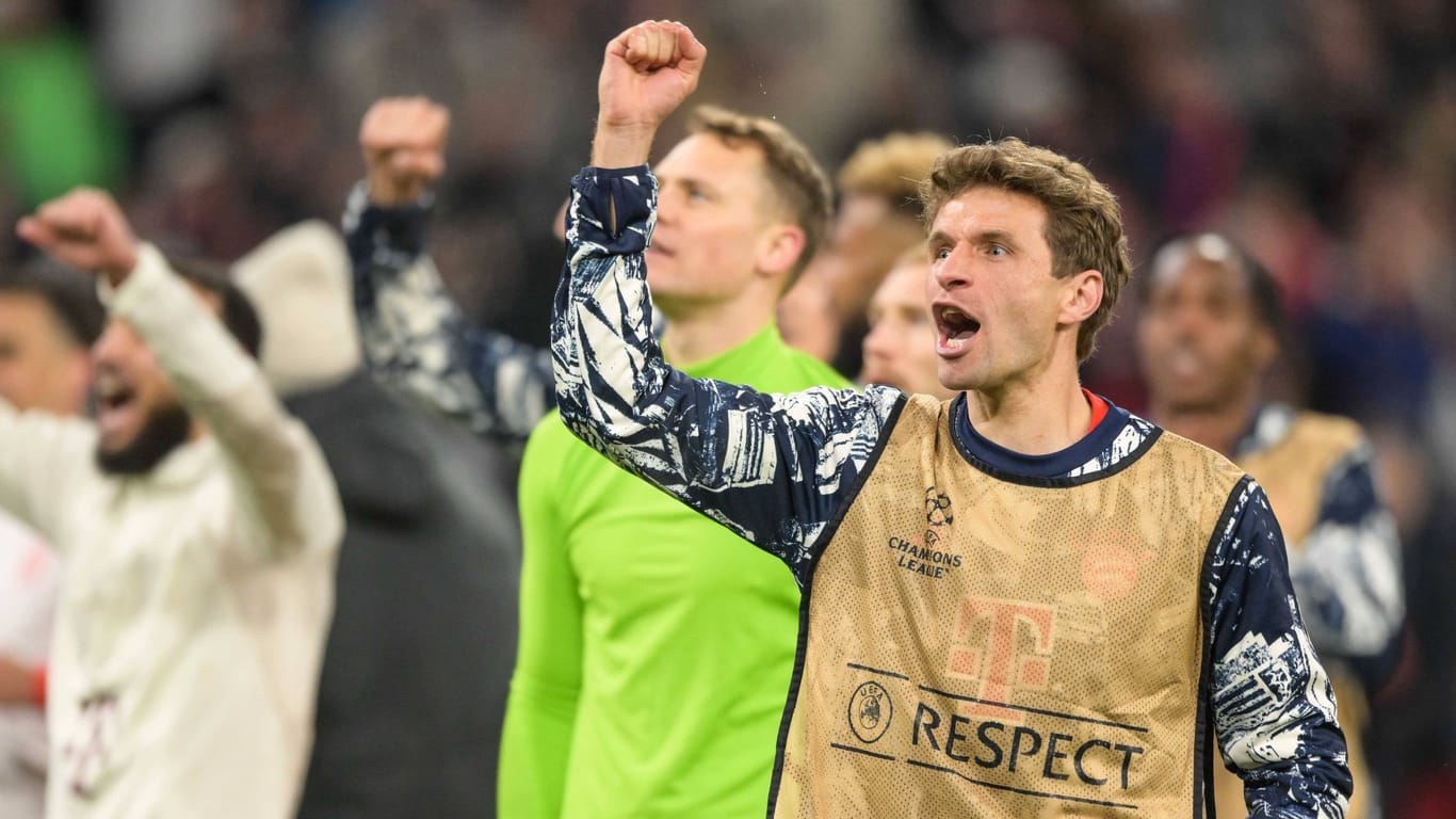 Thomas Müller jubelt vor den Fans: Im Heimspiel gegen Real Madrid fordern die Bayern ihre Fans zu einer besonderen Aktion auf.