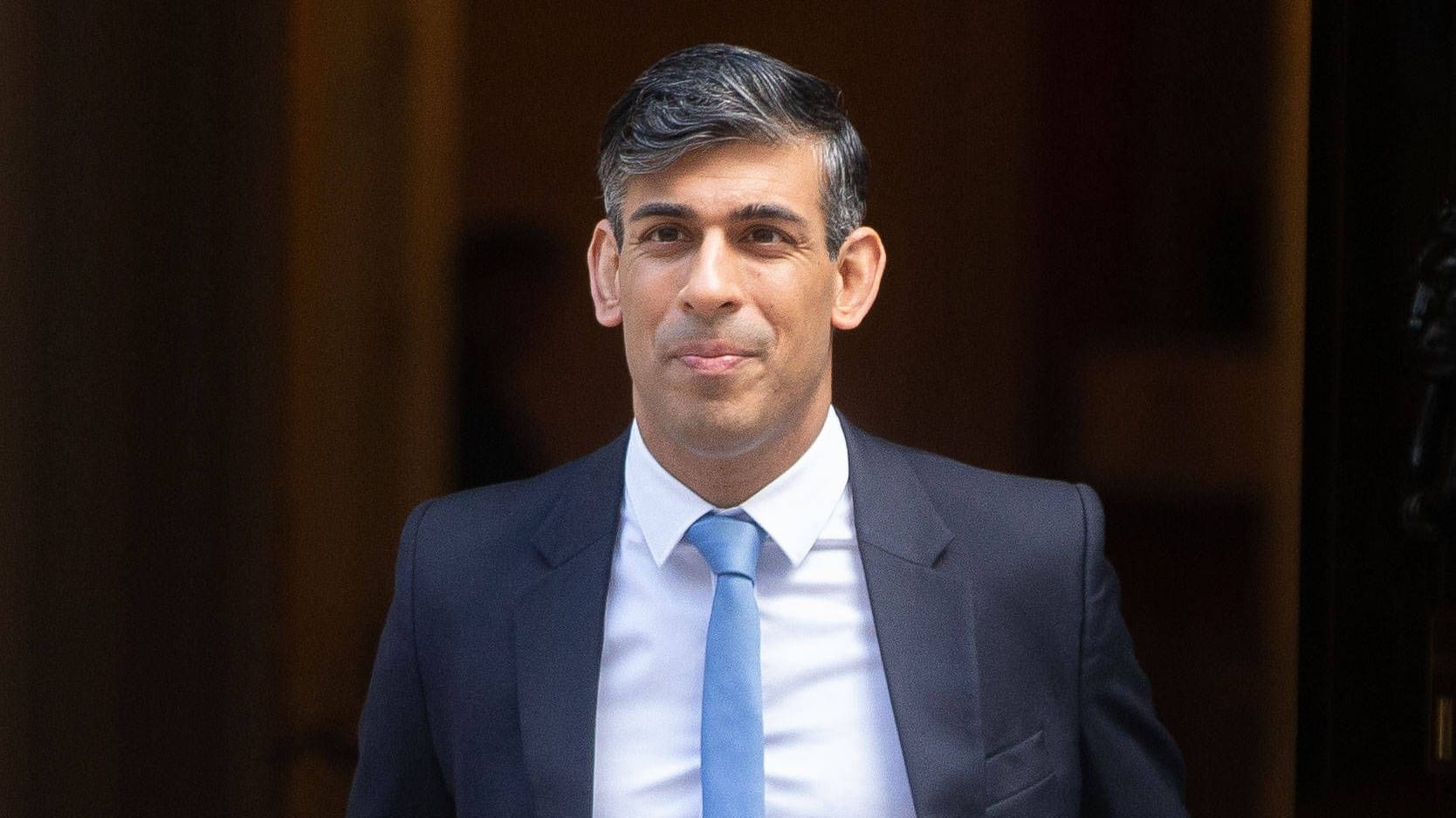 Großbritanniens Premier Rishi Sunak fährt einen harten Kurs in der Asylpolitik.