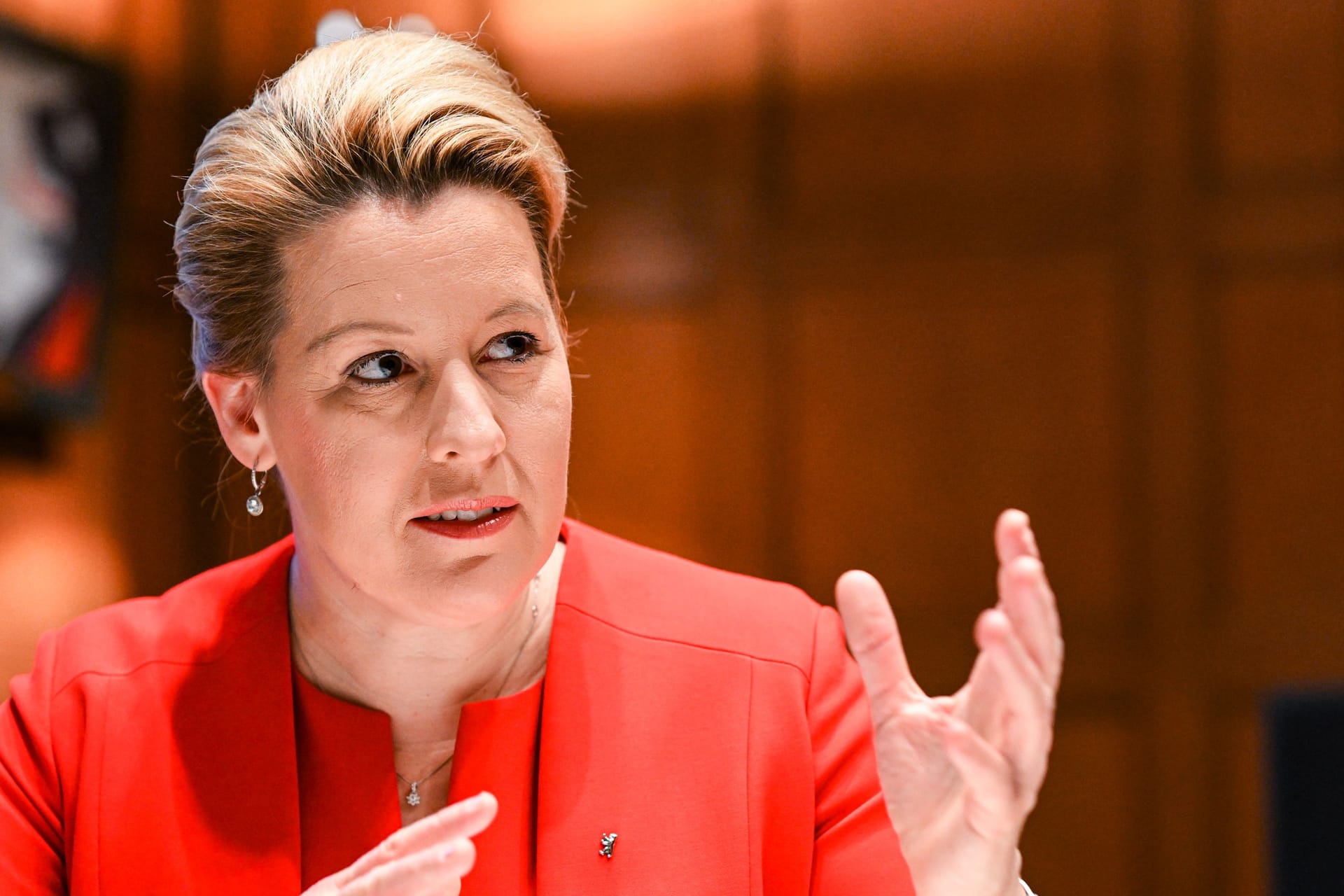 Franziska Giffey (SPD), Senatorin für Wirtschaft, Energie und Betriebe (Archivbild): Sie sieht in der Schließung auch ein "positives Zeichen".