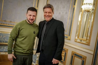 Vizekanzler Habeck besucht Kiew