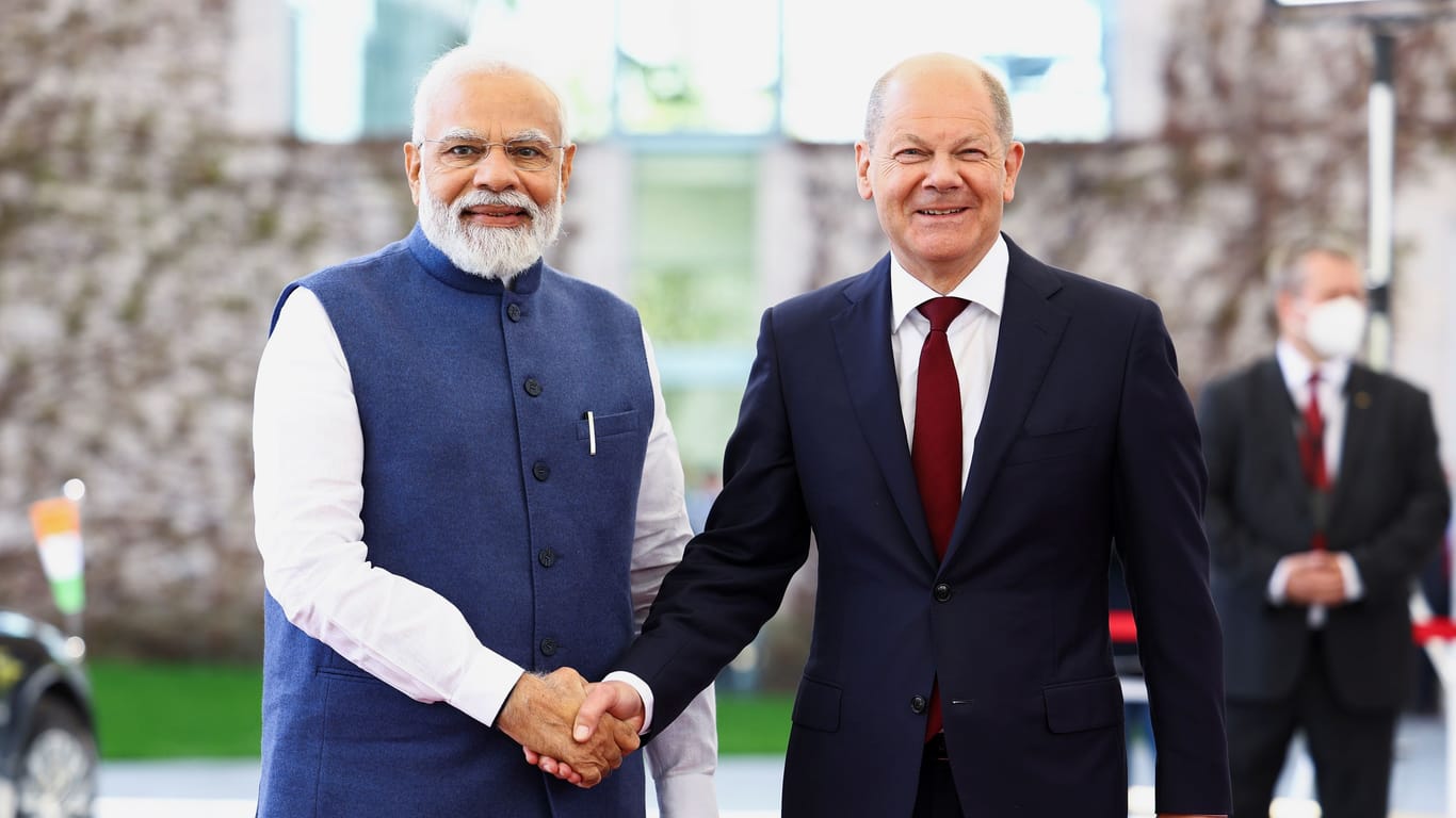 Narendra Modi und Olaf Scholz: Deutschland umwirbt Indien.