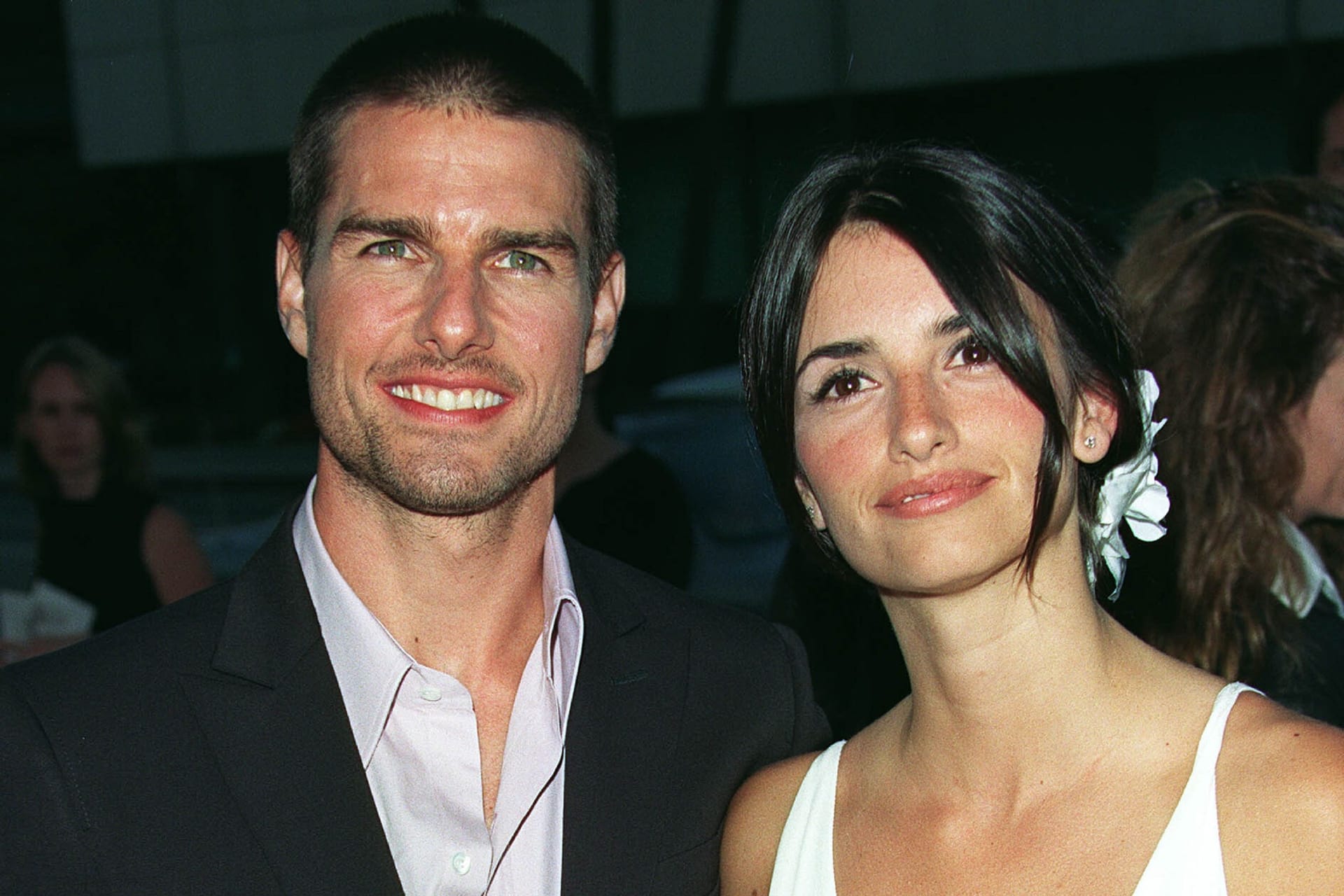 Tom Cruise und Penélope Cruz bei einer Filmpremiere im August 2001.