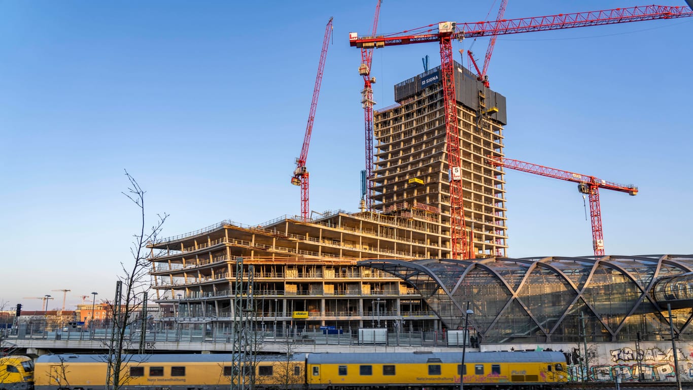 Rohbau des Bauprojekts Elbtower: Der architektonische Abschluss der Hafencity Hamburg im Osten soll auf 64 Stockwerke und 245 Meter Höhe wachsen.