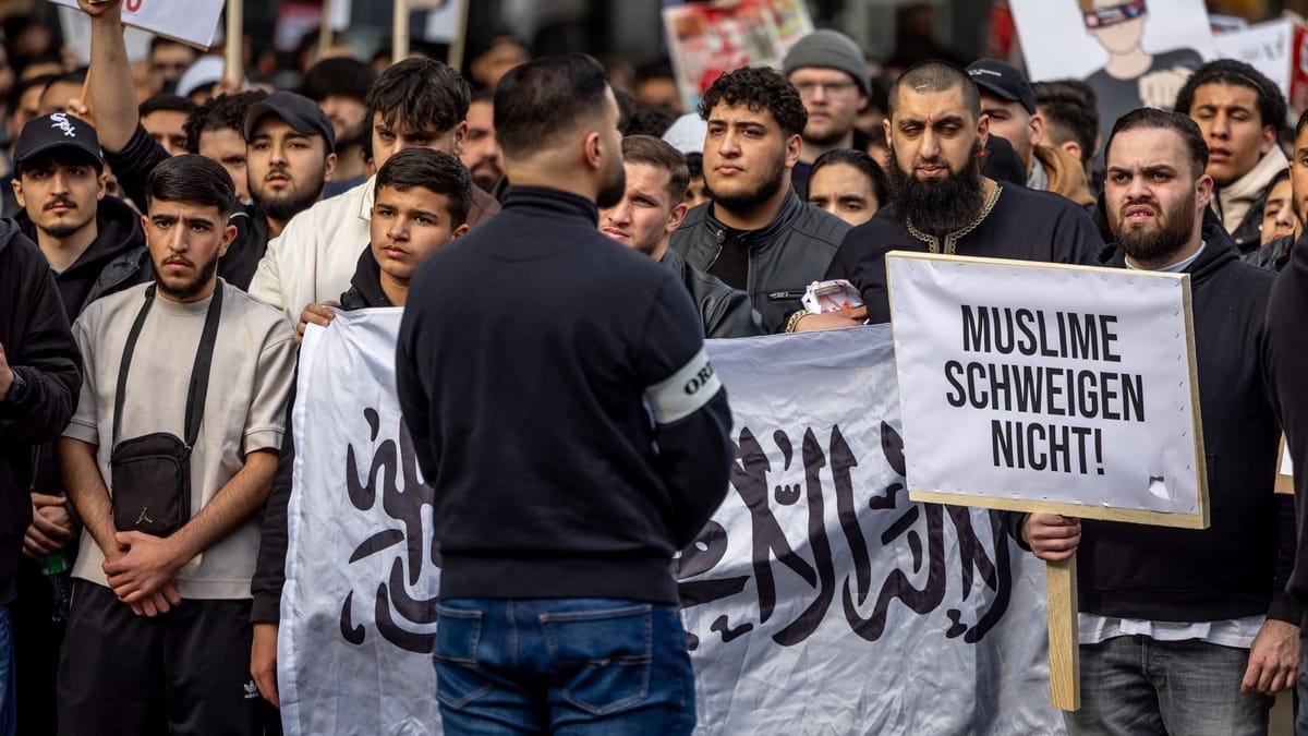 Islamisten-Demo von "Muslim interaktiv" in Hamburg – was ist Kalifat?