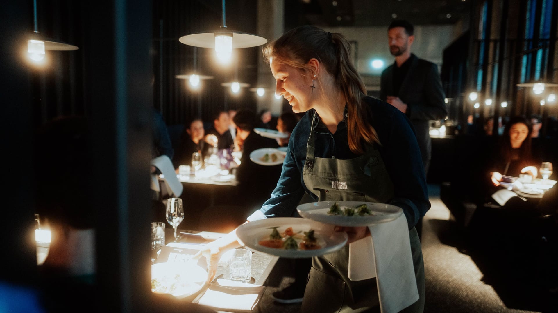 Kultur und Kulinarik: Im Kunstkraftwerk "Bergson" gehört beides zusammen. Das Restaurant mit Platz für 90 Gäste eröffnete in dieser Woche.