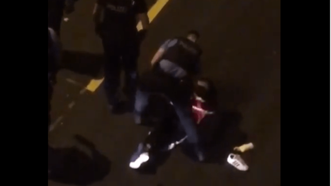 Polizeigewalt: Das Video, das in den sozialen Medien kursiert, zeigt den umstrittenen Polizeieinsatz in Frankfurt am Wochenende.