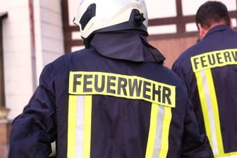 Feuerwehr im Einsatz (Symbolbild): Der Sachschaden beläuft sich auf rund vier Millionen Euro.