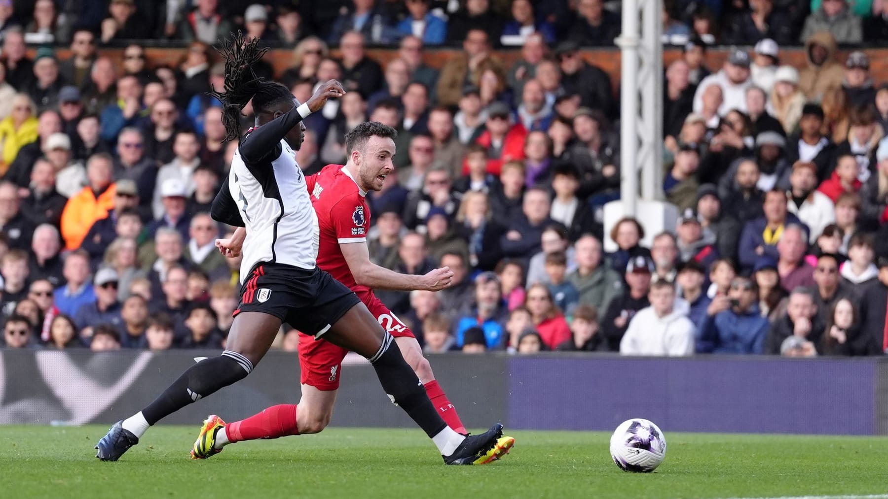 FC Liverpool schlägt Fulham und erobert Rang zwei