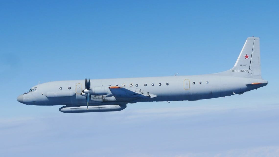 Bundeswehr fängt russisches Aufklärungsflugzeug über Ostsee ab