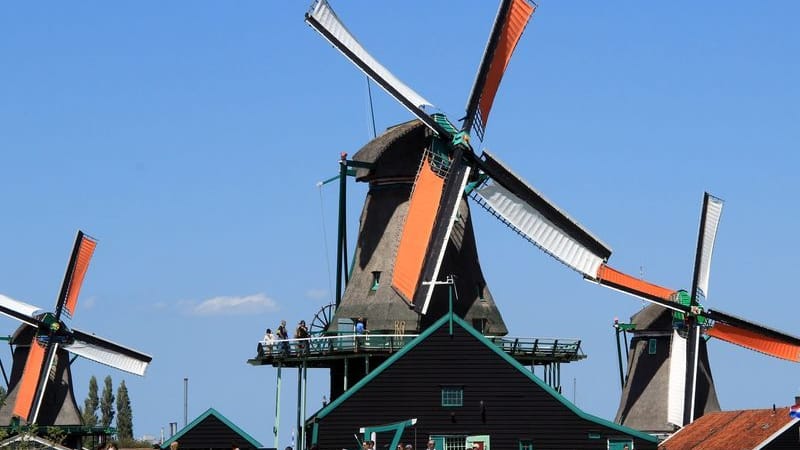 Beeindruckend, wenn auch kein Geheimtipp: Zaanse Schans zählt in manchen Jahren zwei Millionen Besucher.