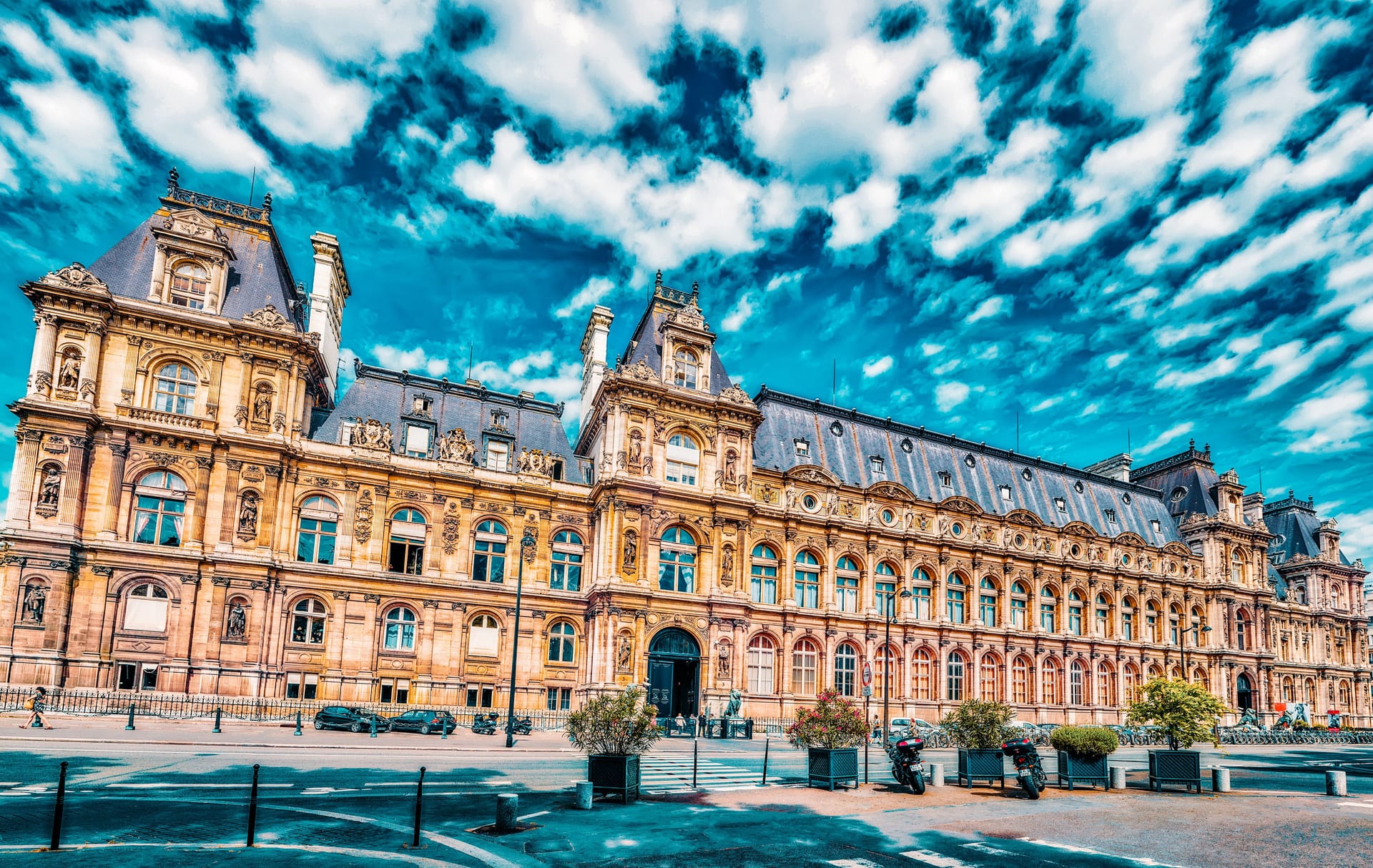 PARIS, FRANCE - JULY 08, 2016 : Hotel de Ville in Paris, is the building housing city's local administration,it has been the headquarters of the municipality since 1357. France.