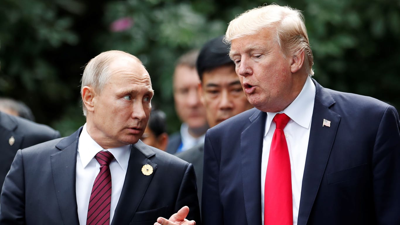 Wladimir Putin (l.) und Donald Trump (Archivbild): Die mögliche Rückkehr des früheren US-Präsidenten ins Weiße Haus sorgt für Unruhe unter europäischen Nato-Mitgliedern.