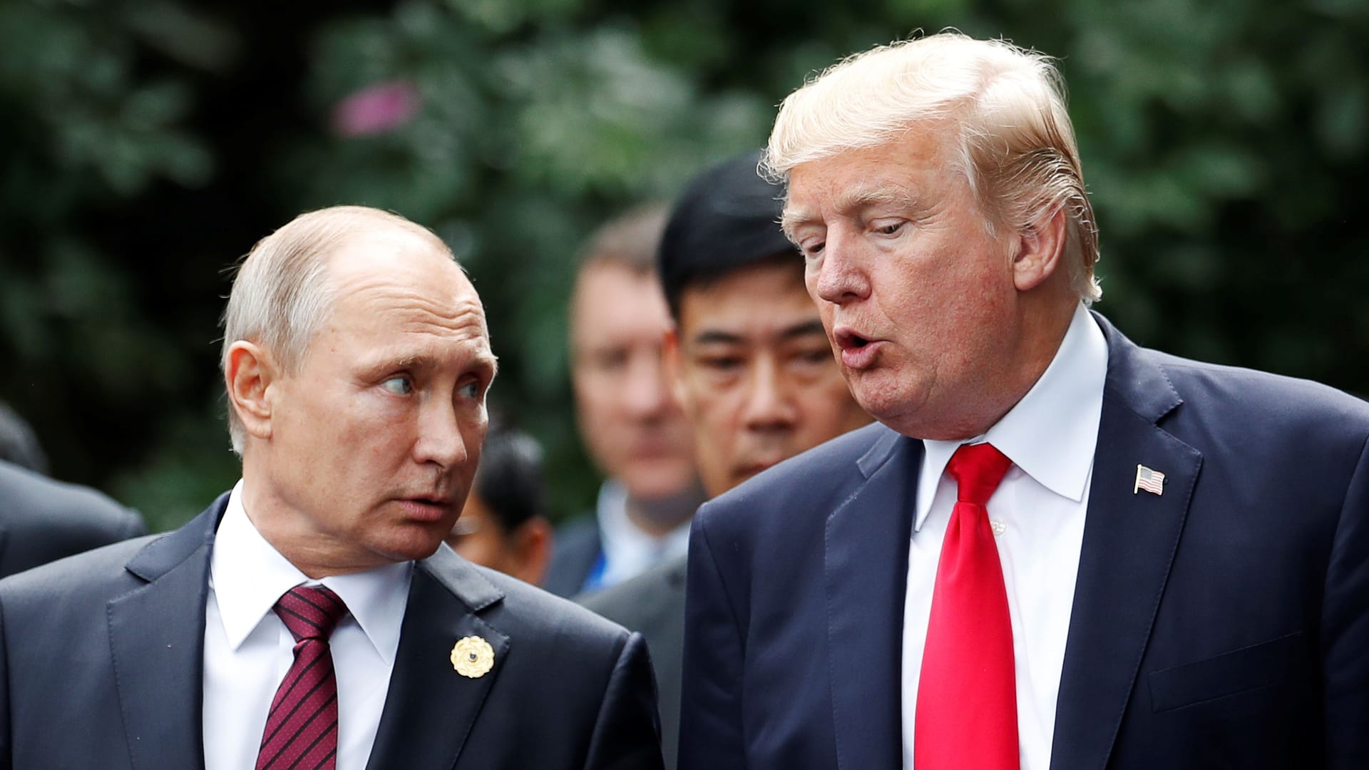 Wladimir Putin (l.) und Donald Trump (Archivbild): Die mögliche Rückkehr des früheren US-Präsidenten ins Weiße Haus sorgt für Unruhe unter europäischen Nato-Mitgliedern.