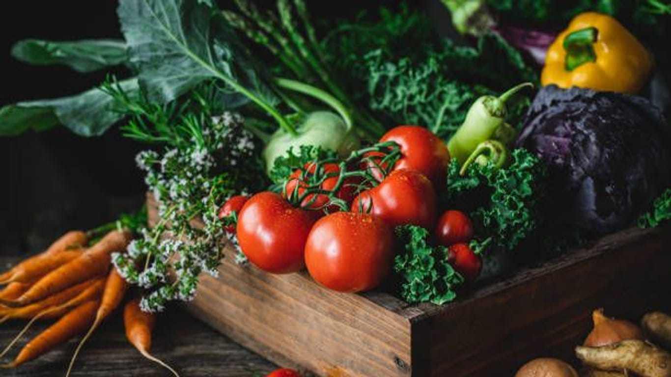 Vorsicht bei Darmerkrankungen: Rohes Gemüse ist zwar gesund, aber schwerer verdaulich als gekochtes.