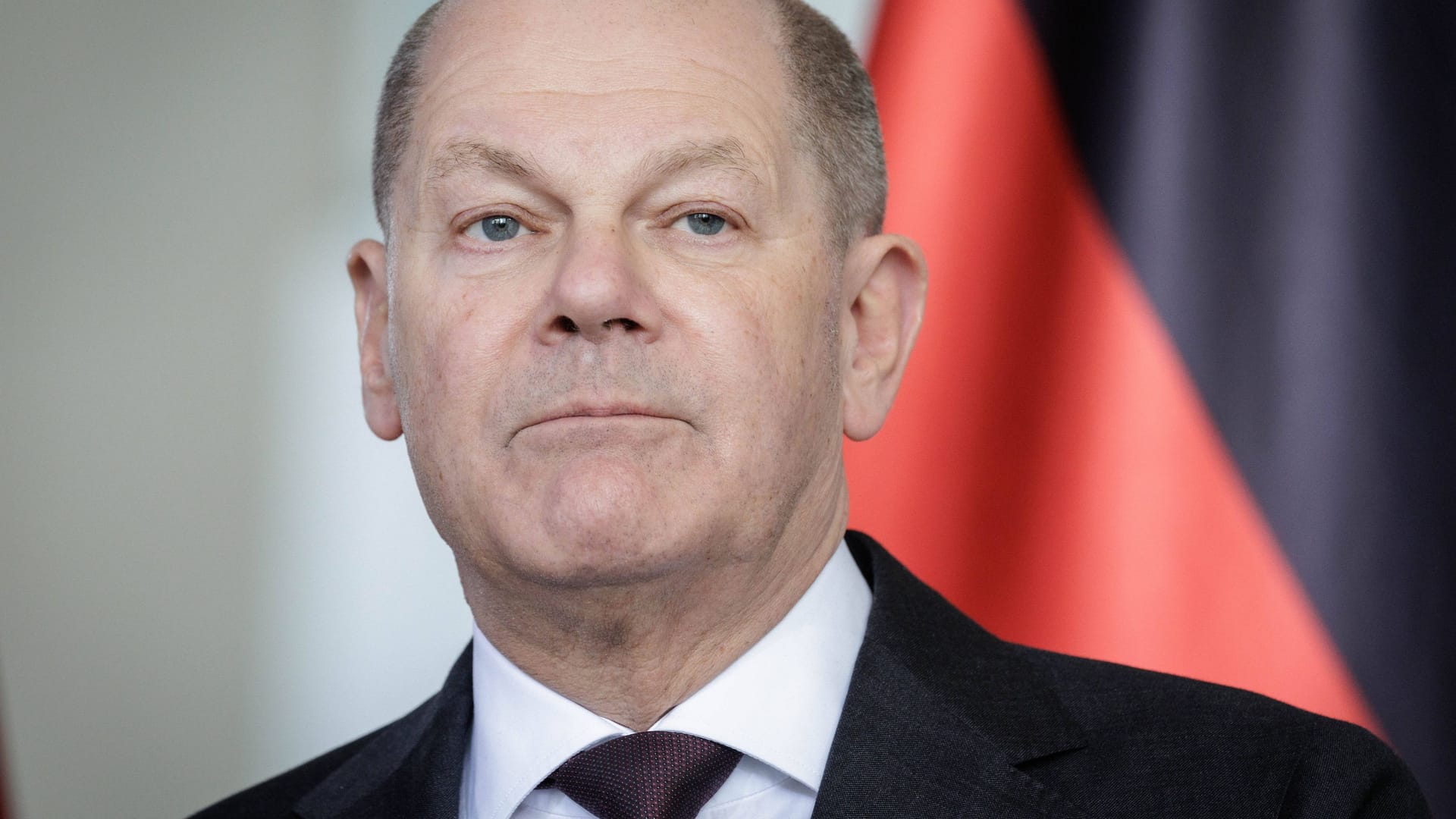 Nun kommt auch vonseiten der Industrie gehörige Kritik am Kurs des Kanzlers Olaf Scholz (SPD) auf. Nun kommt auch vonseiten der Industrie gehörige Kritik am Kurs des Kanzlers Olaf Scholz (SPD) auf.