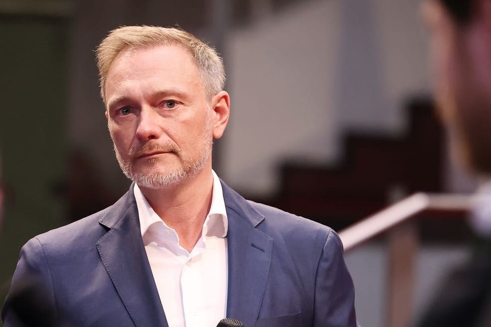 Bundesfinanzminister Christian Lindner: Klimaaktivisten haben eine Veranstaltung des Politikers gestört.