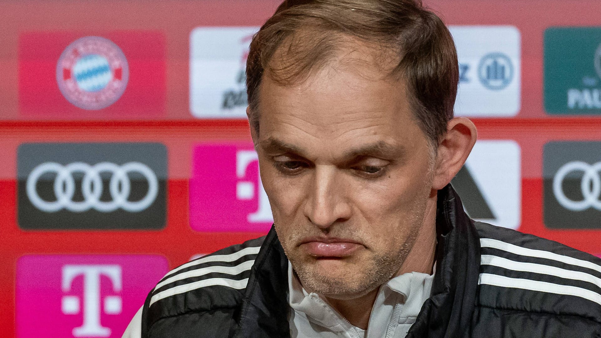 Thomas Tuchel: Der Bayern-Trainer reagierte genervt auf eine Nachfrage zur Kritik an seinem Training.