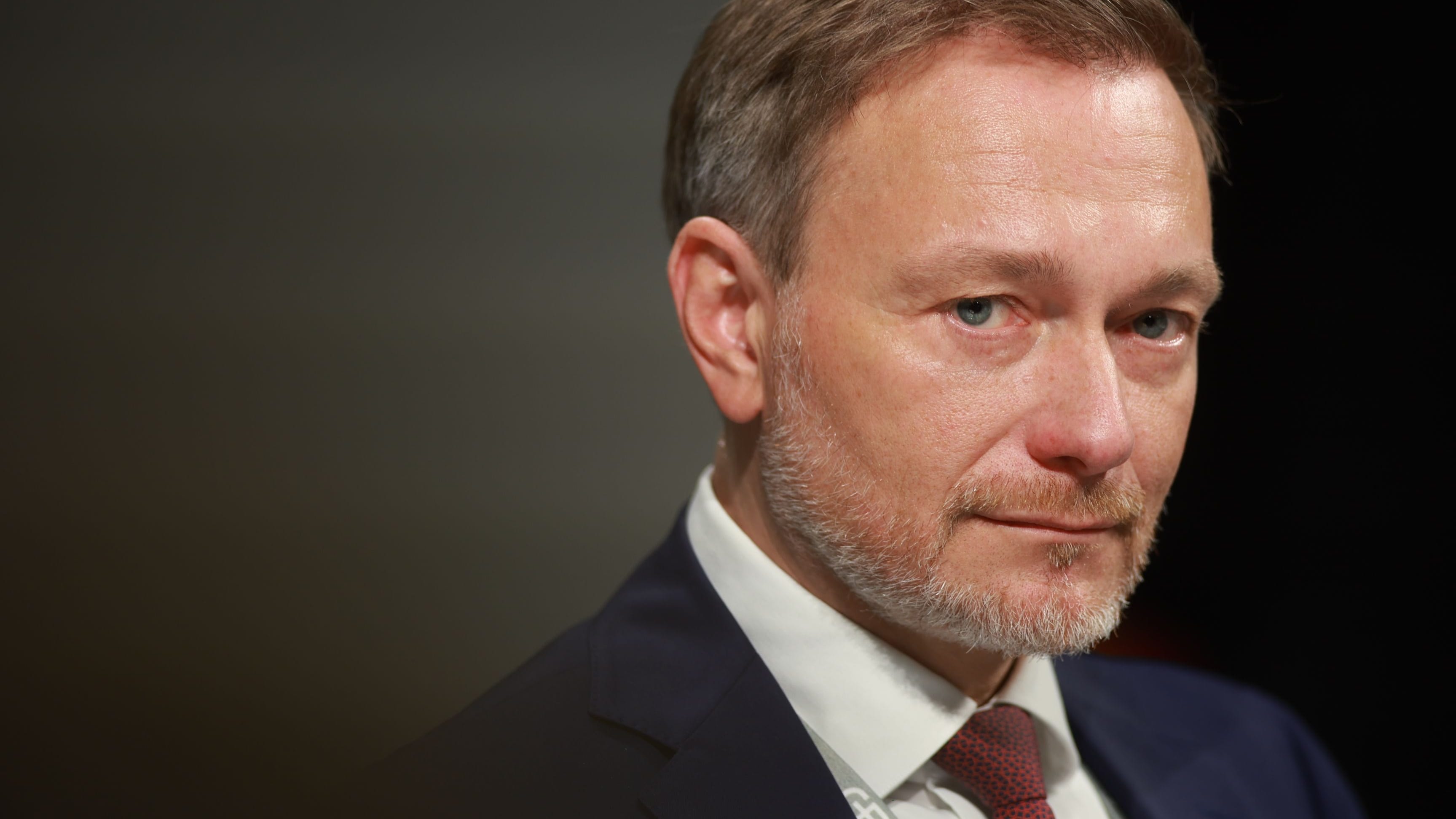 FDP in der Krise: Irrweg Ampel-Kritik – Lindners doppelte Problem
