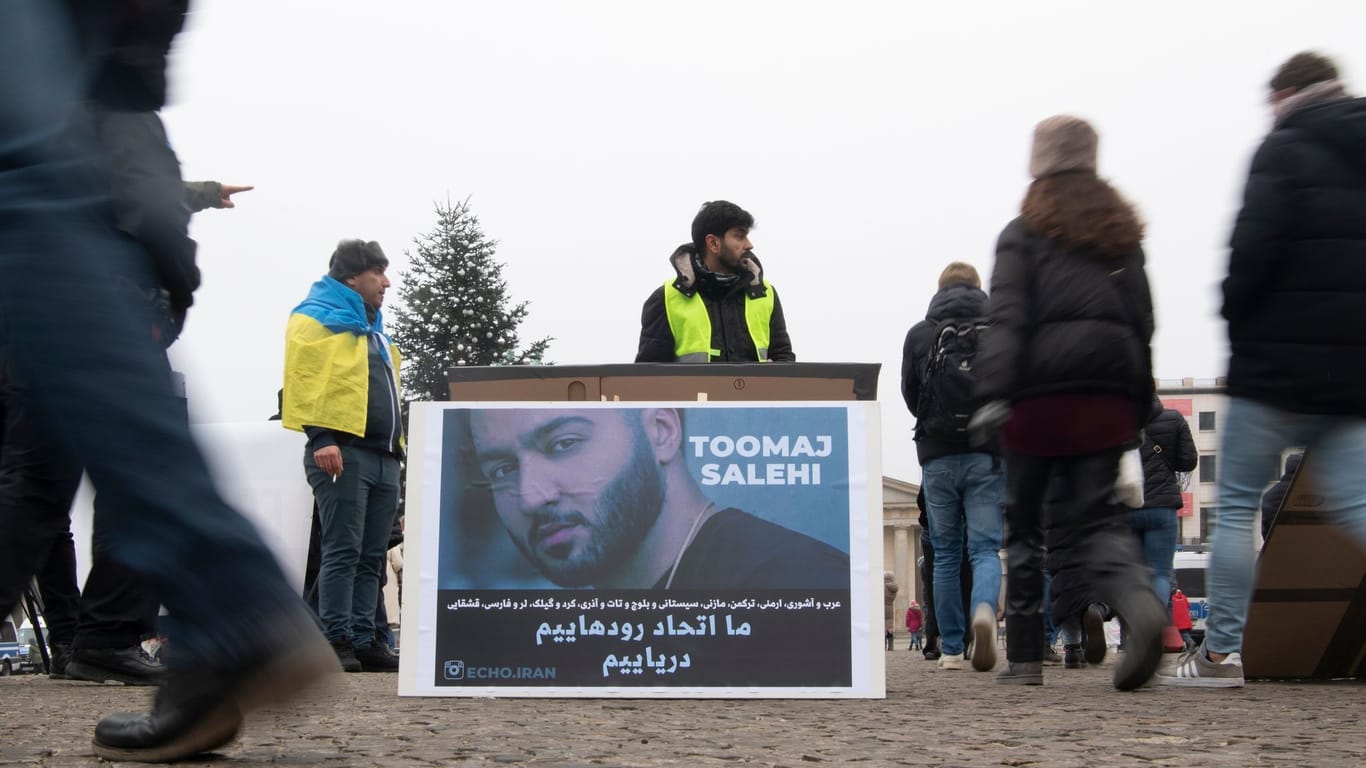 Solidarität für Tumadsch Salehi