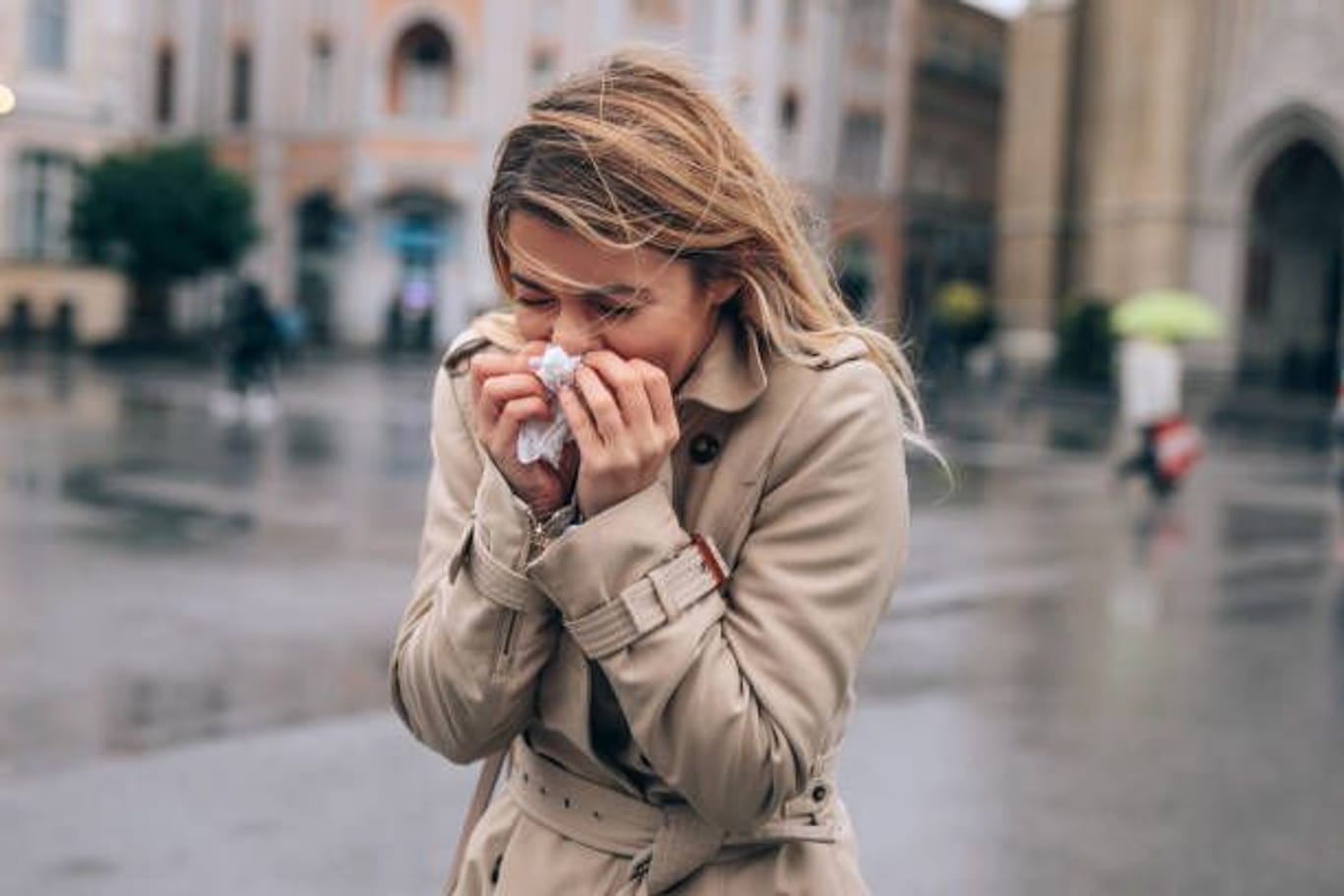 Unangenehme Symptome: 15 Prozent der Erwachsenen in Deutschland sind von einer Pollenallergie betroffen.