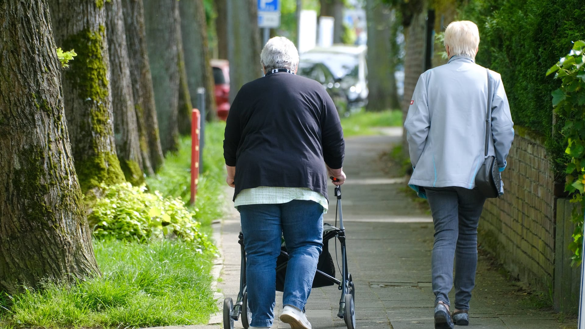 Rentnerinnen (Symbolbild): Die Ostrenten liegen unter dem Bundesdurchschnitt.