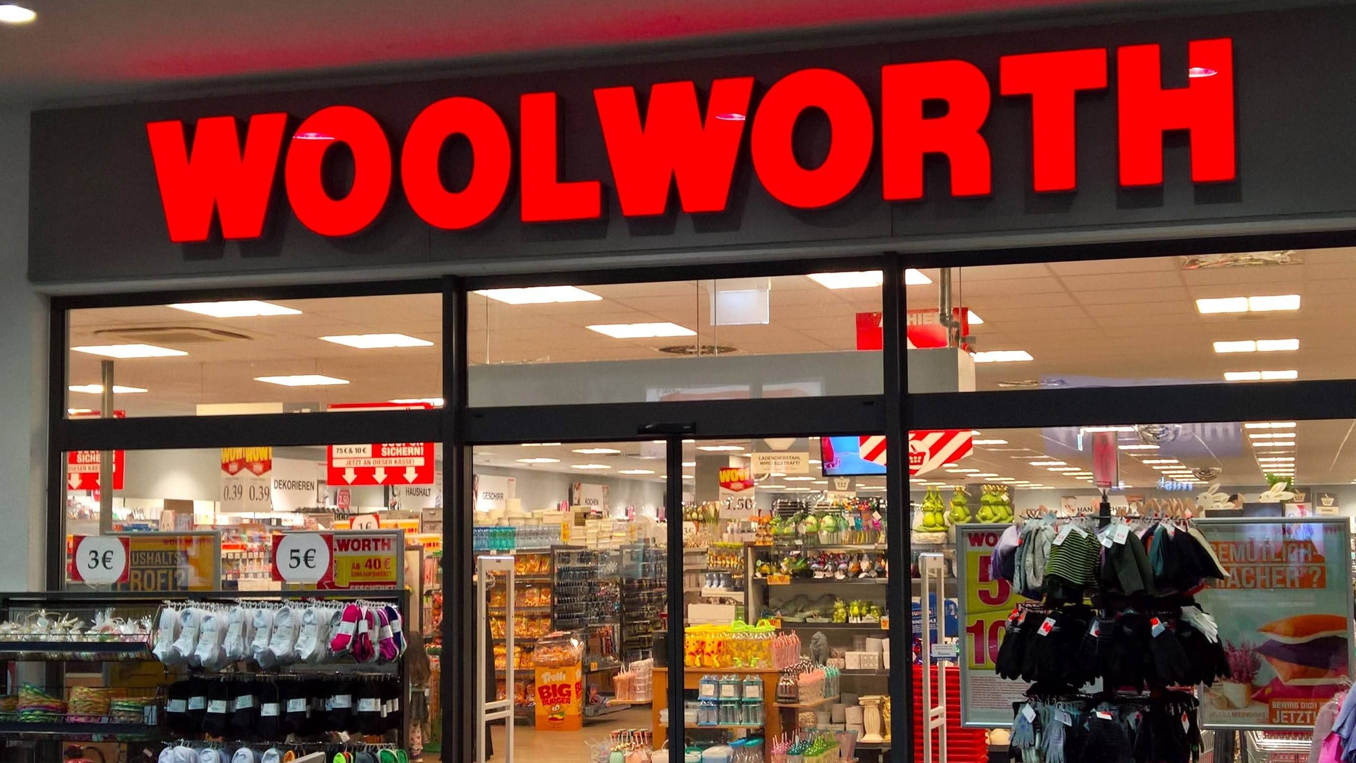 Woolworth will Zahl der Filialen in Deutschland mehr als verdoppeln