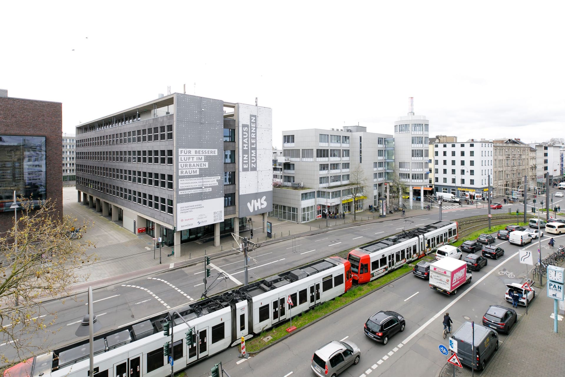 Stiftung Lebendige Stadt - NOx Fassade VHS Köln