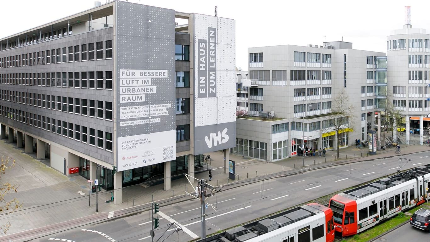 Stiftung Lebendige Stadt - NOx Fassade VHS Köln