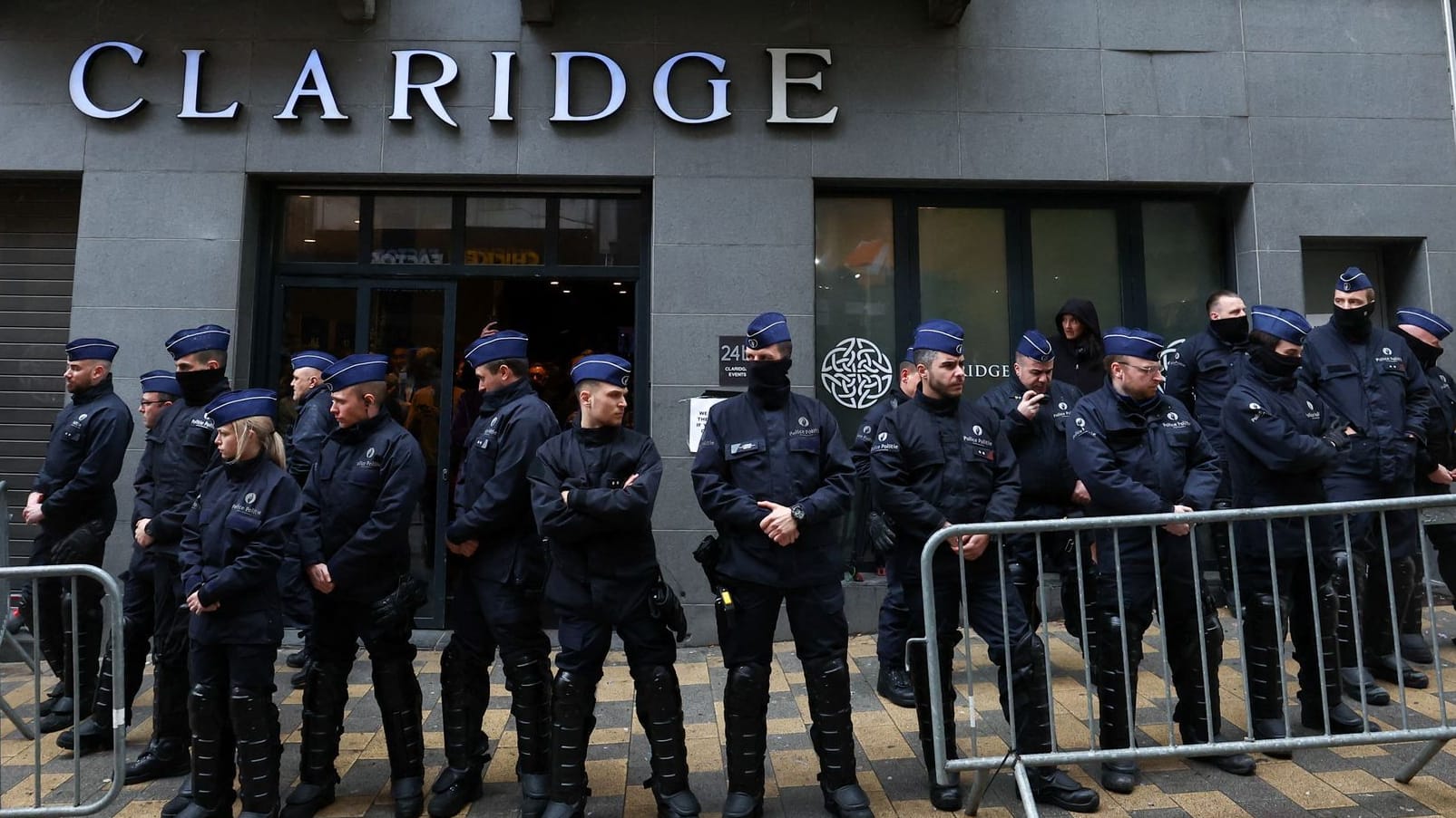 Brüssel: Polizei blockiert Konferenz von Rechten - auch Maaßen erwartet