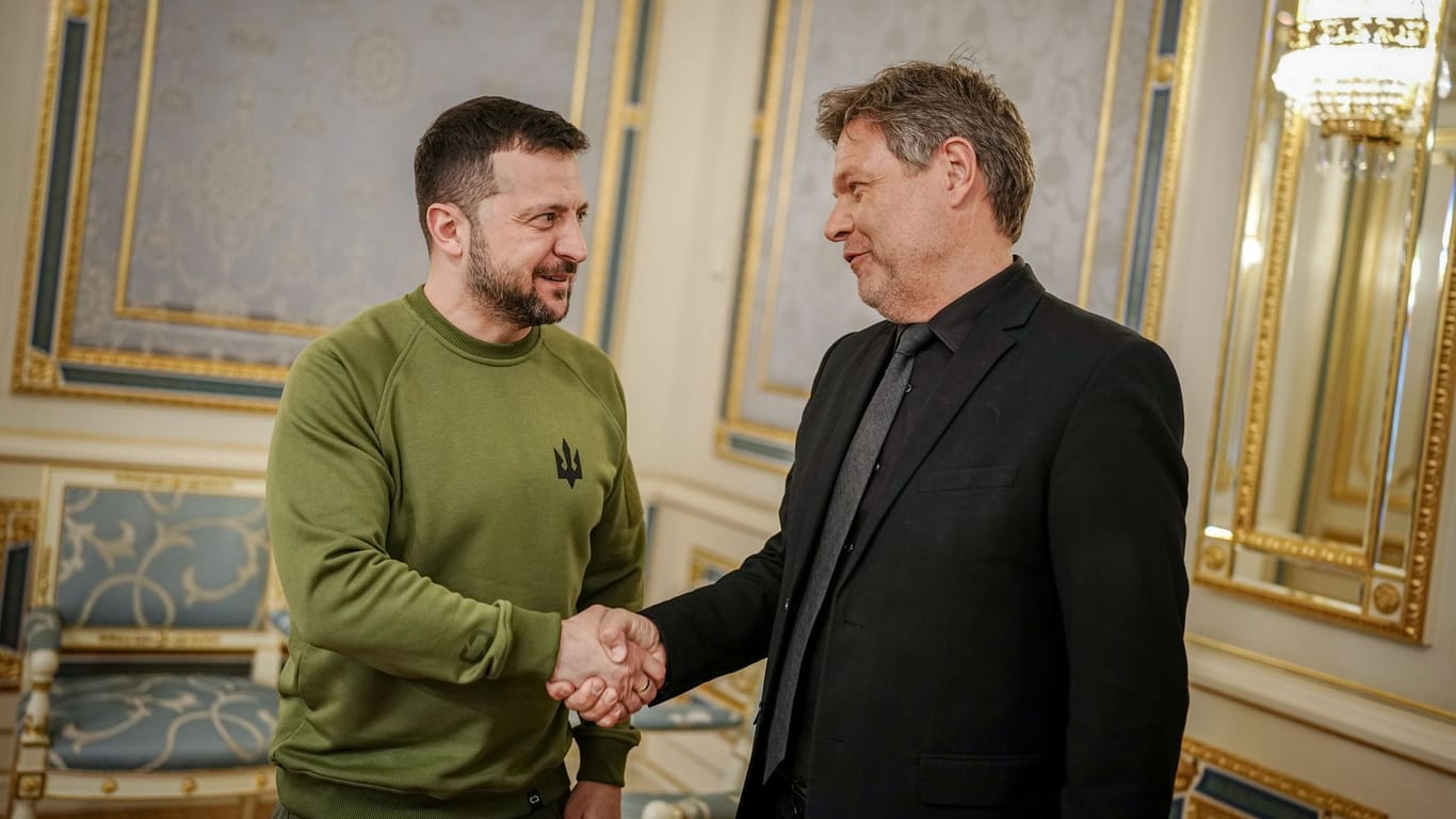 Vizekanzler Habeck besucht Kiew