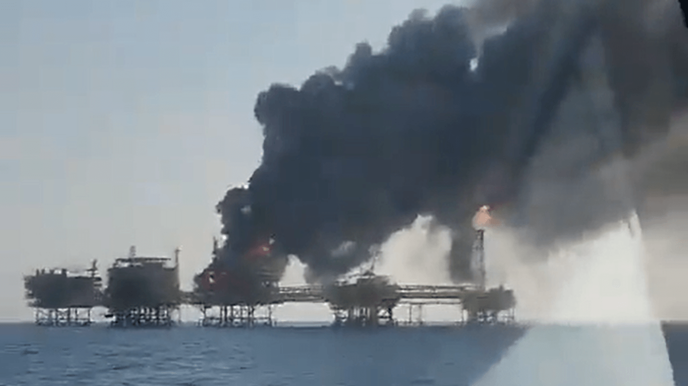 Explosion auf einer Ölplattform im Golf von Mexiko: Neun Menschen wurden verletzt.
