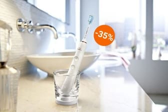 Die DiamonClean-Zahnbürste von Philips ist heute bei Otto mit Extra-Rabatt für weniger als 150 Euro erhältlich.