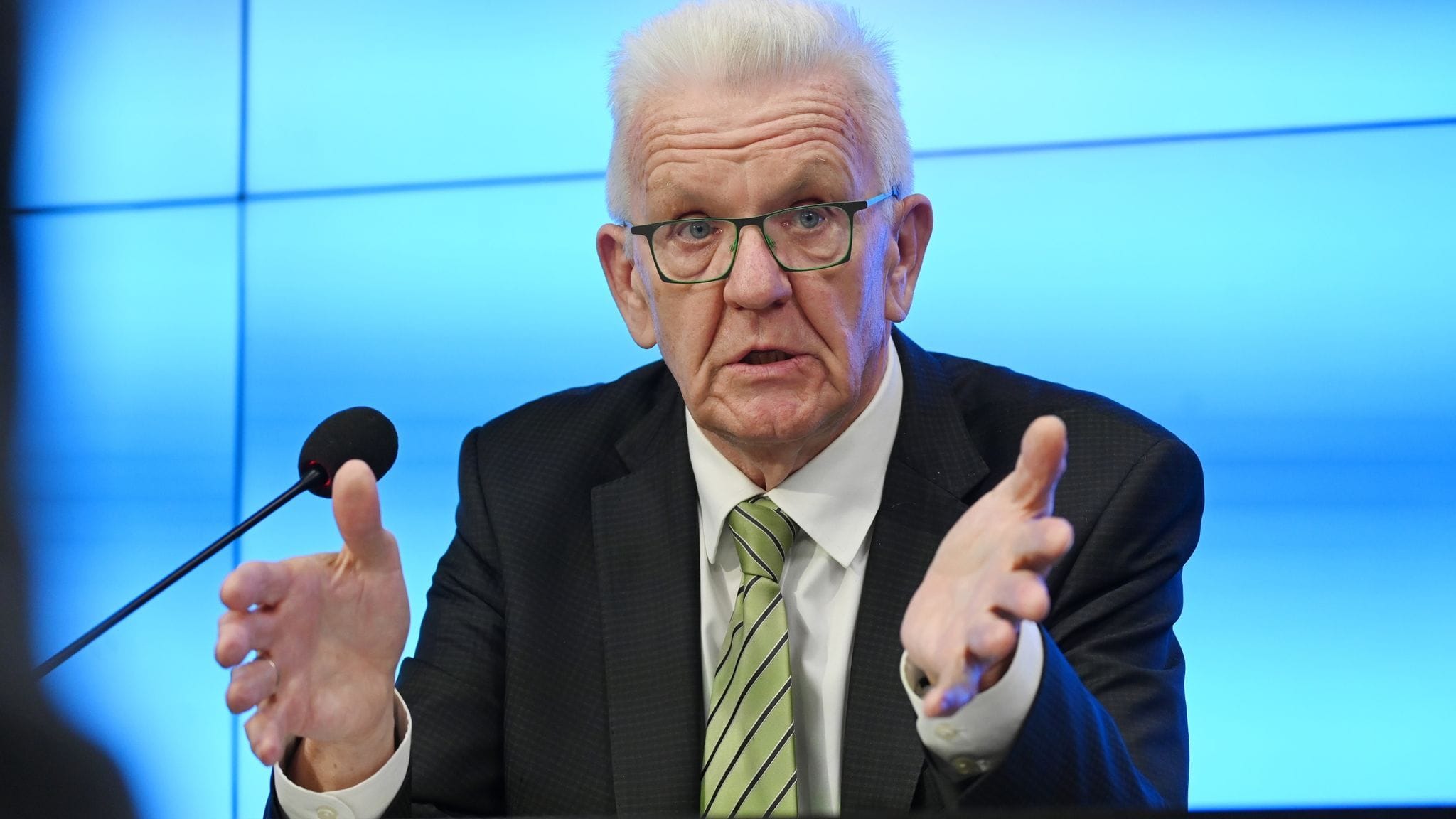 Winfried Kretschmann: Ministerpräsident ließ als Lehrer Schüler an Kröten lecken