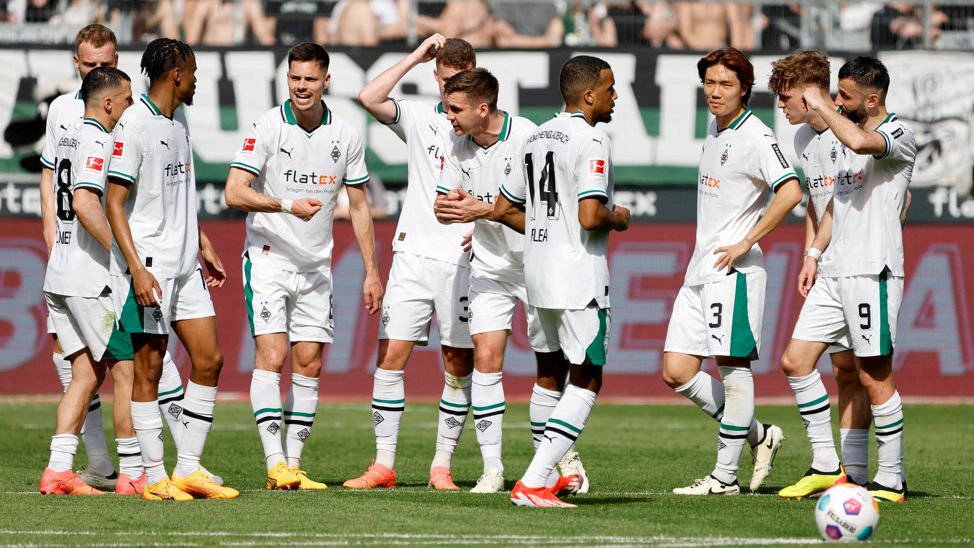 Borussia Mönchengladbach und Sponsor Flatex im Abstiegskampf