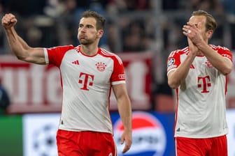 Leon Goretzka (links) und Harry Kane jubeln: Gegen den FC Arsenal zeigten viele Bayern-Stars eine gute Leistung.