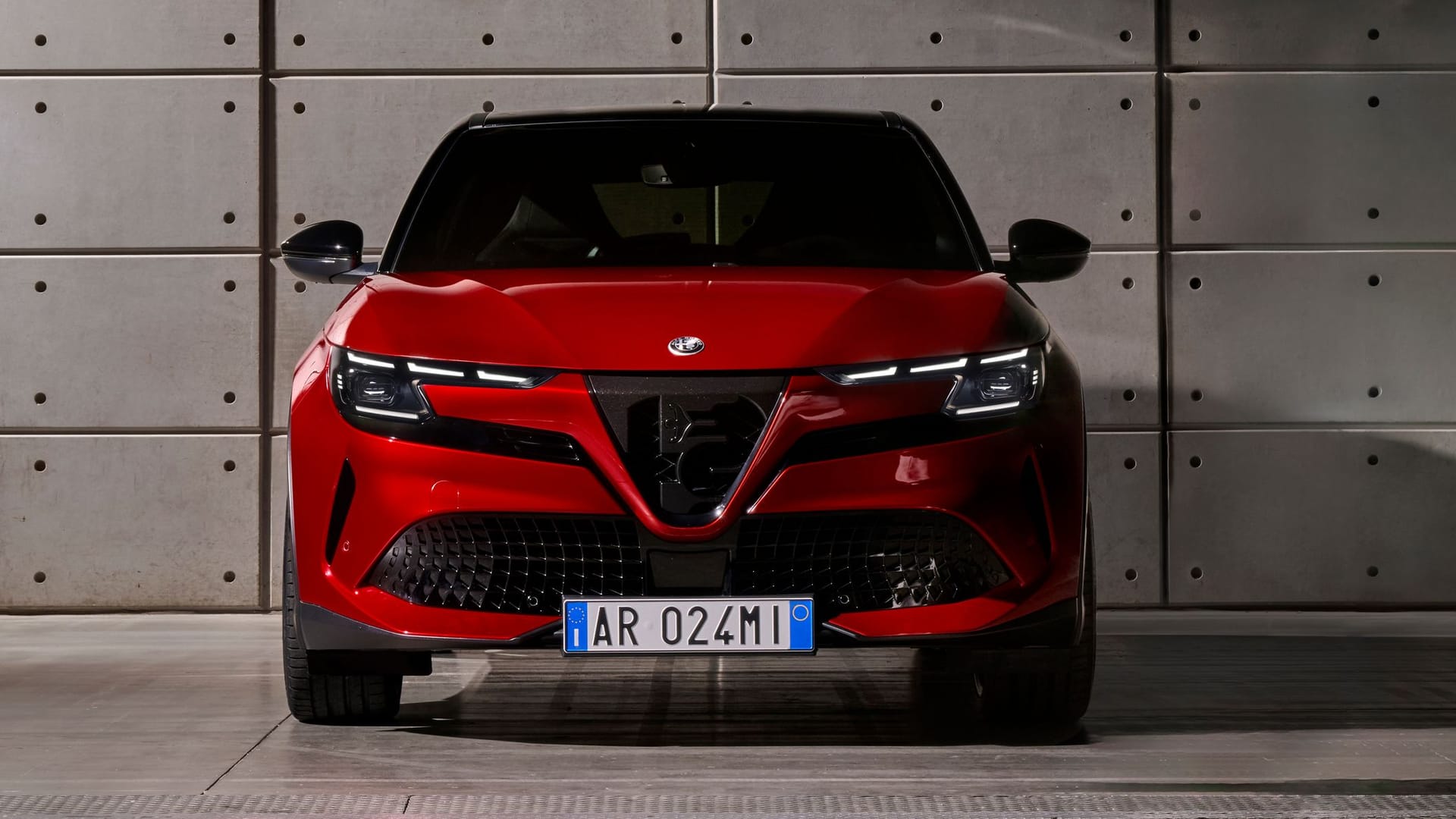 Arrivederci, Milano: Das E-SUV von Alfa Romeo heißt nun Junior.