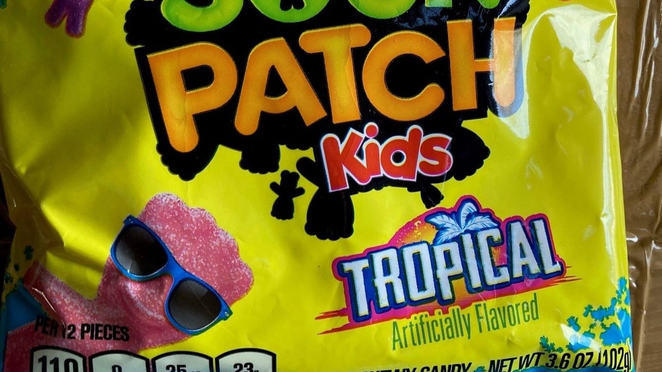 Die Sour Patch Kids in der Sorte "Tropical".