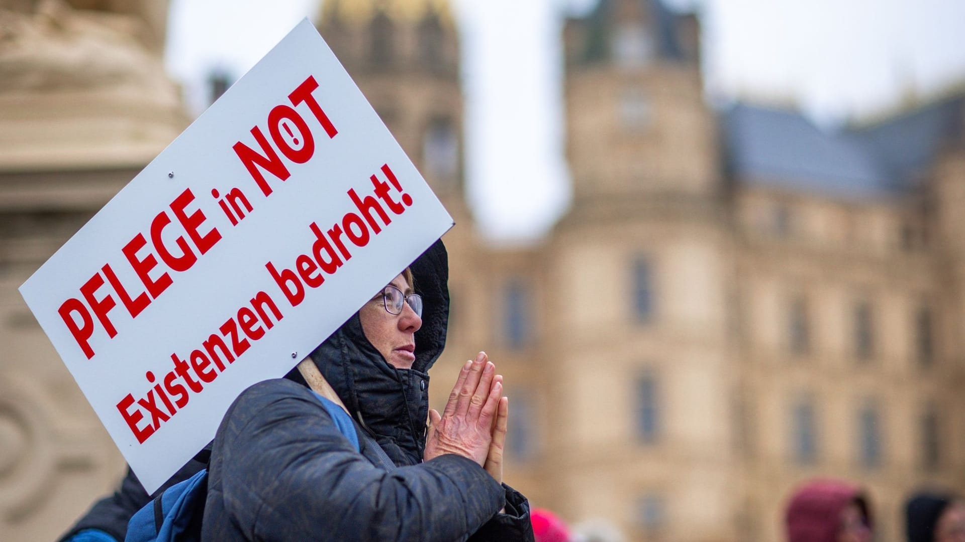 Protestaktion des Bündnisses "Pflege in Not" Protestaktion des Bündnisses "Pflege in Not"