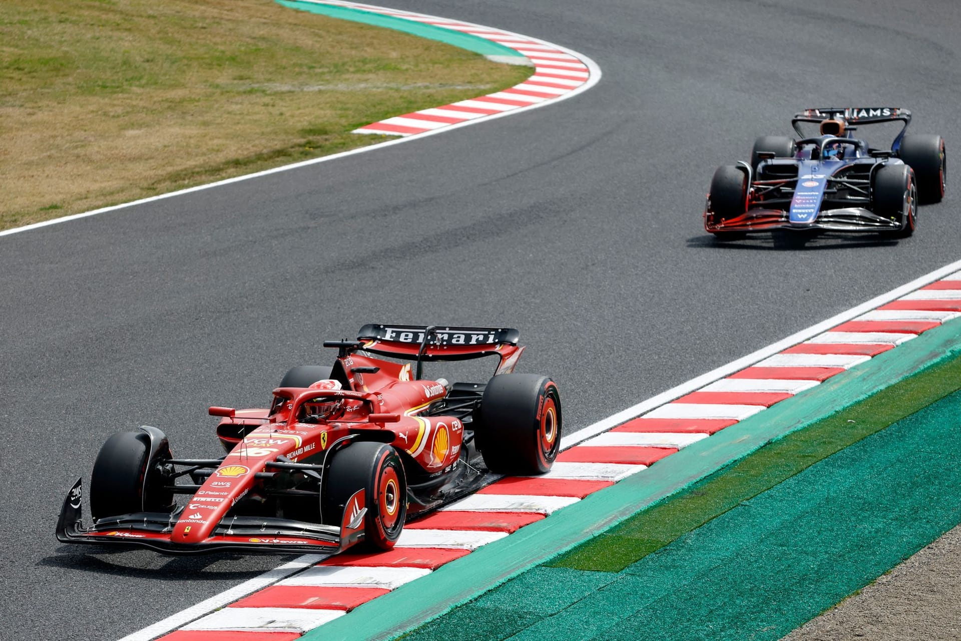 Charles Leclerc beim freien Training in Susuka.