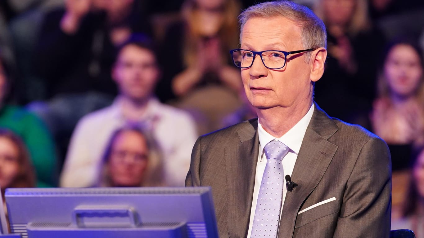 Günther Jauch: Der "Wer wird Millionär?"-Moderator musste bei einer Frage einschreiten.