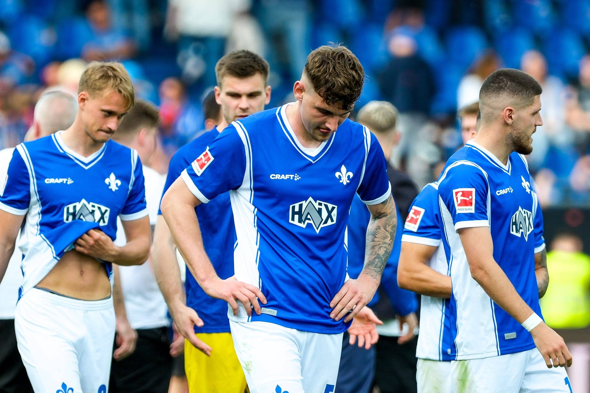 Hängende Köpfe in Darmstadt: Der Aufsteiger aus der vergangenen Saison hat kaum noch Chance auf den Klassenerhalt.