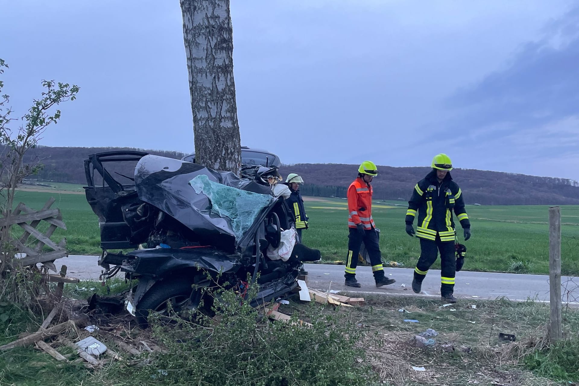 Drei Tote bei Verkehrsunfall in Niedersachsen