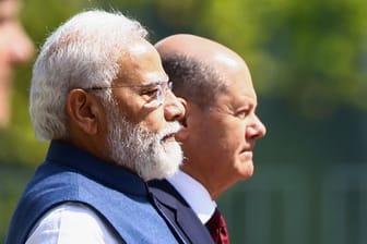 Narendra Modi und Olaf Scholz: Deutschland umwirbt Indien.