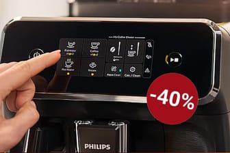 Beginnen Sie den Morgen mit einem guten Kaffee: Die Philips-Kaffeemaschine ist derzeit für ungefähr 250 Euro bei Amazon im Angebot.